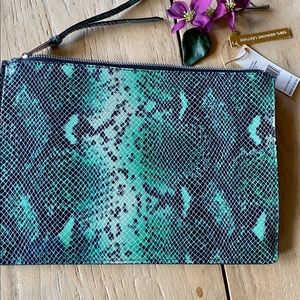Emerald snake clutch NWT